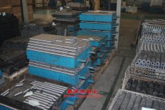 威麟SQR5030XYZ郵政車用的奇瑞SQR484B發動機的配件及修理