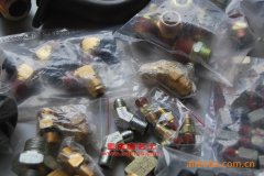 安通ATQ5140XQY爆破器材運(yùn)輸車用的康明斯ISDe180 30發(fā)動(dòng)機(jī)的配件及修理