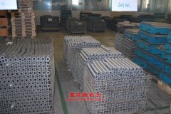 黑豹YTQ1020D10TV輕型載貨汽車用的萊動4L18E發動機的修理及配件