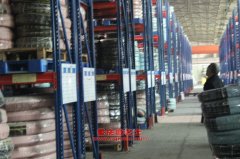 中大YCK6128HEVC混合動力城市客車用的玉柴YC6J220-42發動機的配件及維修