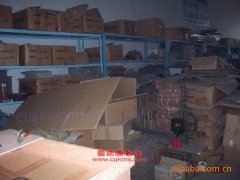 中大YCK6126HG長途客車用的康明斯ISME335 30發動機的配件及修理