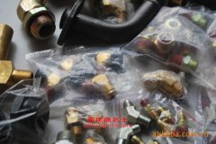 太湖XQ6120CH2客車用的康明斯ISCe300 30發(fā)動(dòng)機(jī)的大修及配件