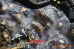 躍進(jìn)NJ6890HBD1客車用的玉柴YC6J220-30發(fā)動機的配件及大修